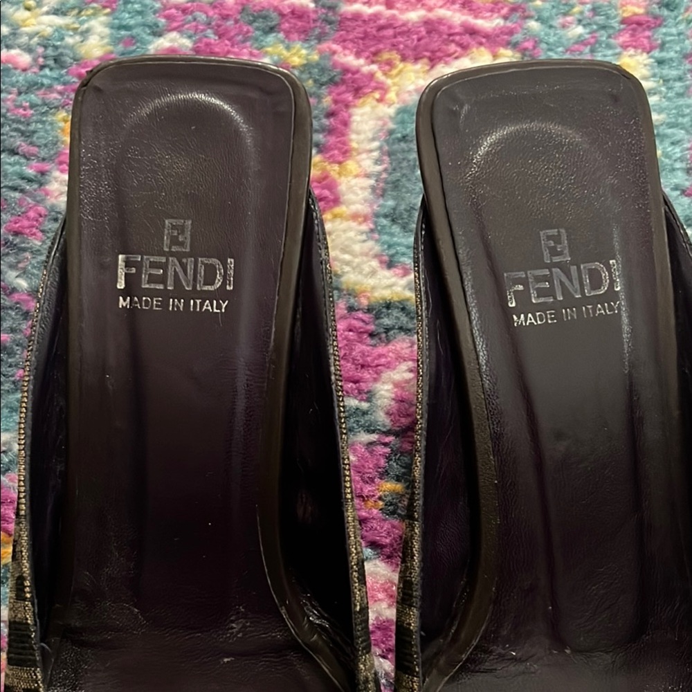 Fendi Women's Black and Brown Zucca kitten heel 6.5 - Picture 2 of 9